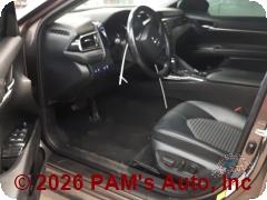 Vehicle photo 7