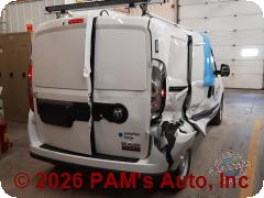 Vehicle photo 3