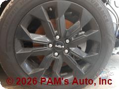 Vehicle photo 6