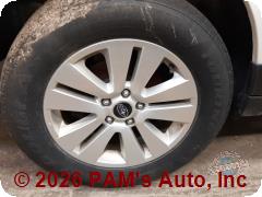 Vehicle photo 6
