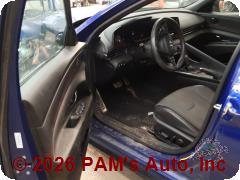 Vehicle photo 7