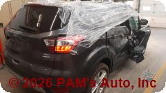 Vehicle photo 3