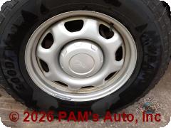 Vehicle photo 6