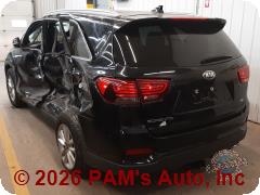 Vehicle photo 4