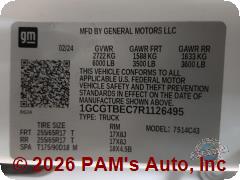 Vehicle photo 13
