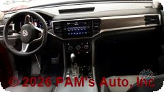 Vehicle photo 11