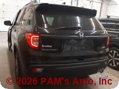 Vehicle photo 4