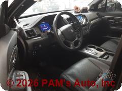 Vehicle photo 7