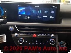 Vehicle photo 10