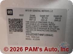 Vehicle photo 13