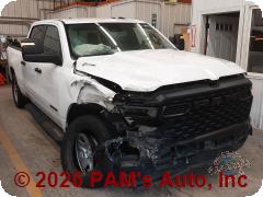 Vehicle photo 2