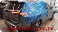 Vehicle photo 3