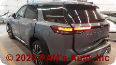 Vehicle photo 4