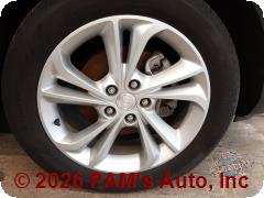 Vehicle photo 6