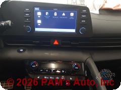 Vehicle photo 10