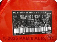 Vehicle photo 13