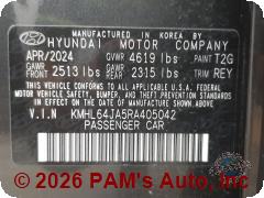Vehicle photo 13