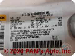 Vehicle photo 13