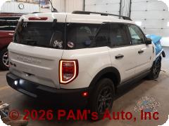 Vehicle photo 3