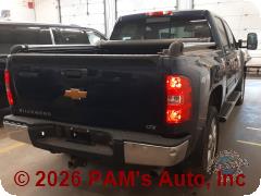 Vehicle photo 3