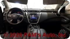Vehicle photo 11