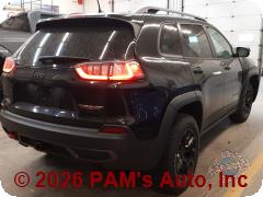 Vehicle photo 3