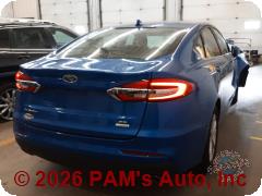 Vehicle photo 3