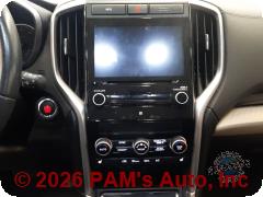 Vehicle photo 10