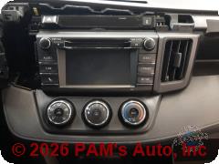 Vehicle photo 10