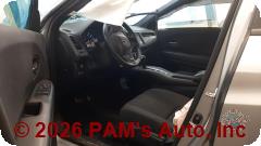 Vehicle photo 7