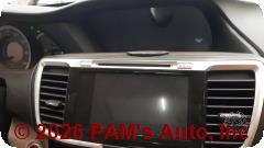 Vehicle photo 10