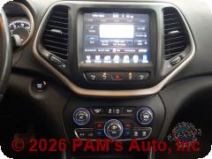Vehicle photo 10