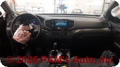 Vehicle photo 11