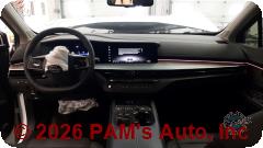 Vehicle photo 11