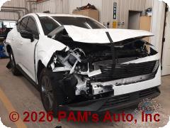 Vehicle photo 2