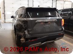 Vehicle photo 4