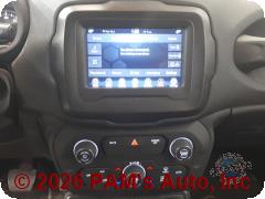Vehicle photo 10