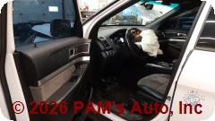 Vehicle photo 7