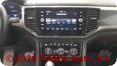 Vehicle photo 10