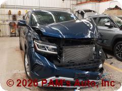 Vehicle photo 2