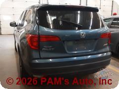 Vehicle photo 4