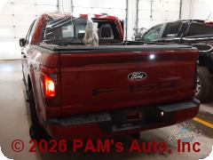 Vehicle photo 4