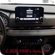 Vehicle photo 10