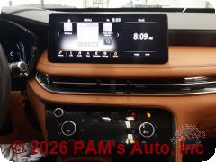 Vehicle photo 10