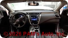 Vehicle photo 11