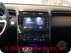 Vehicle photo 10