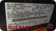 Vehicle photo 13