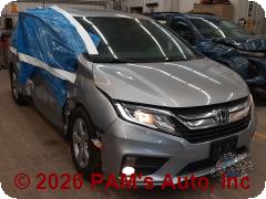 Vehicle photo 2