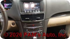 Vehicle photo 10