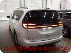 Vehicle photo 4